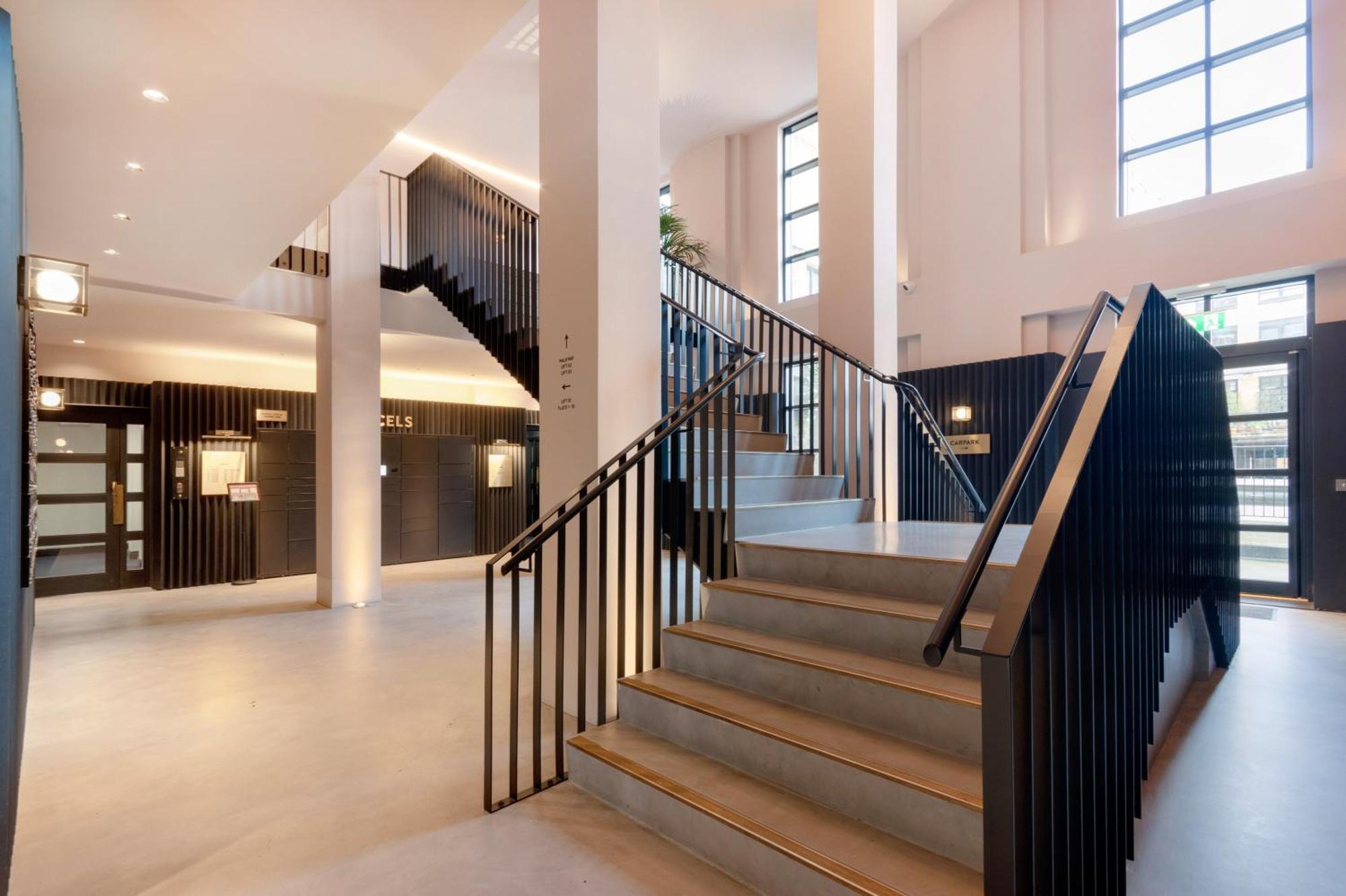 2 Bed Bethnal Green Penthouse 런던 외부 사진